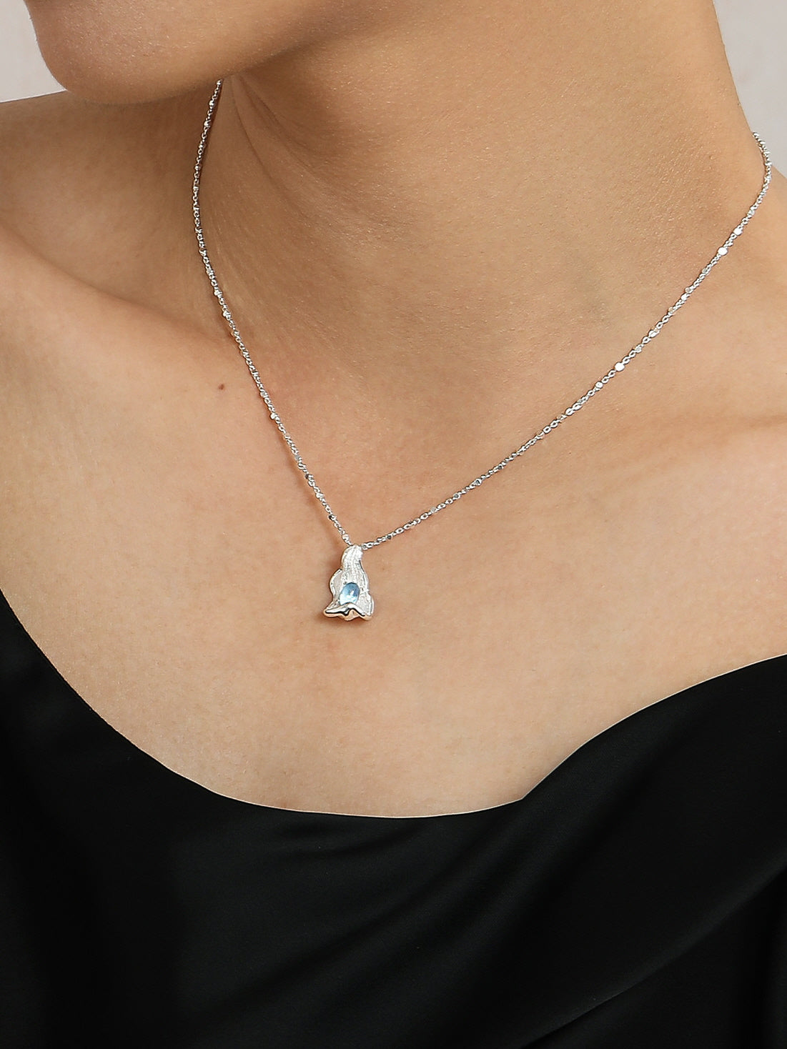 Ripple Blue Necklace