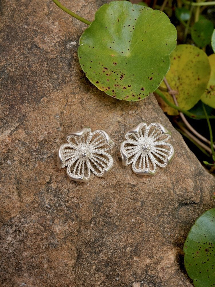 Shell Bloom Earrings